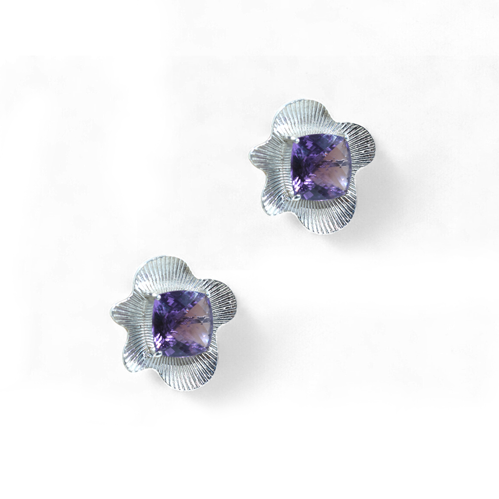 Amoeba Earrings in Amethyst