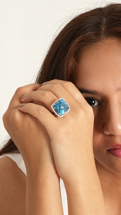 Born to Shine ring | London Blue Topaz