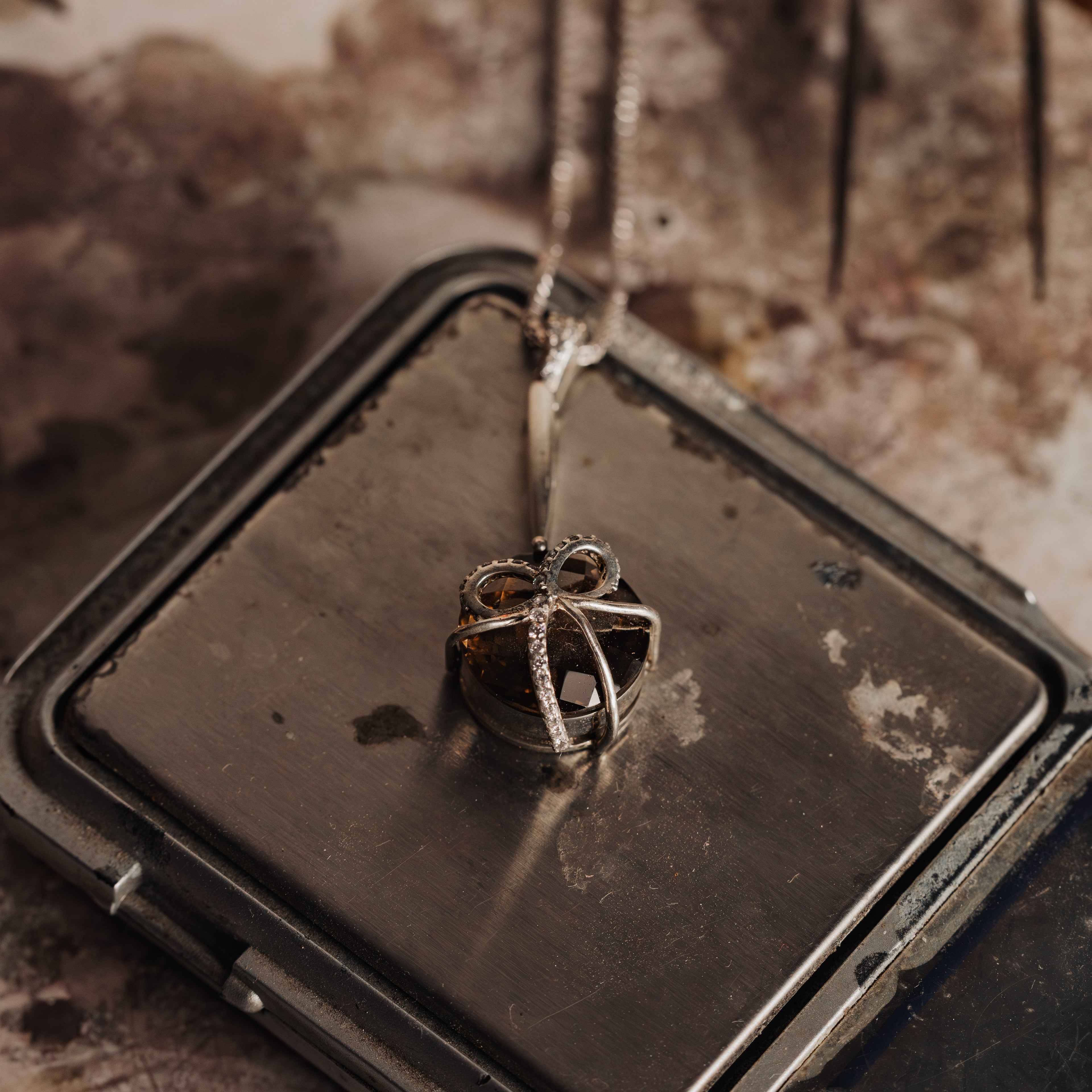 Gift me Black Pendant | Smoky Topaz