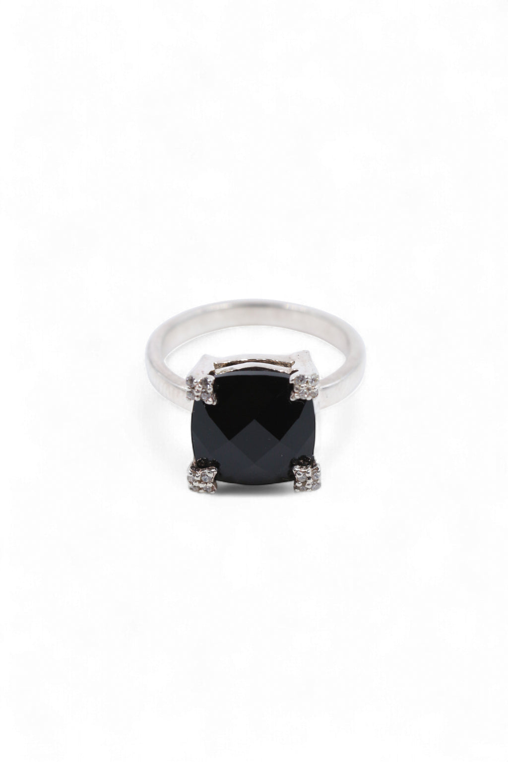 Black Onyx 4 Diamonds in Corner ring