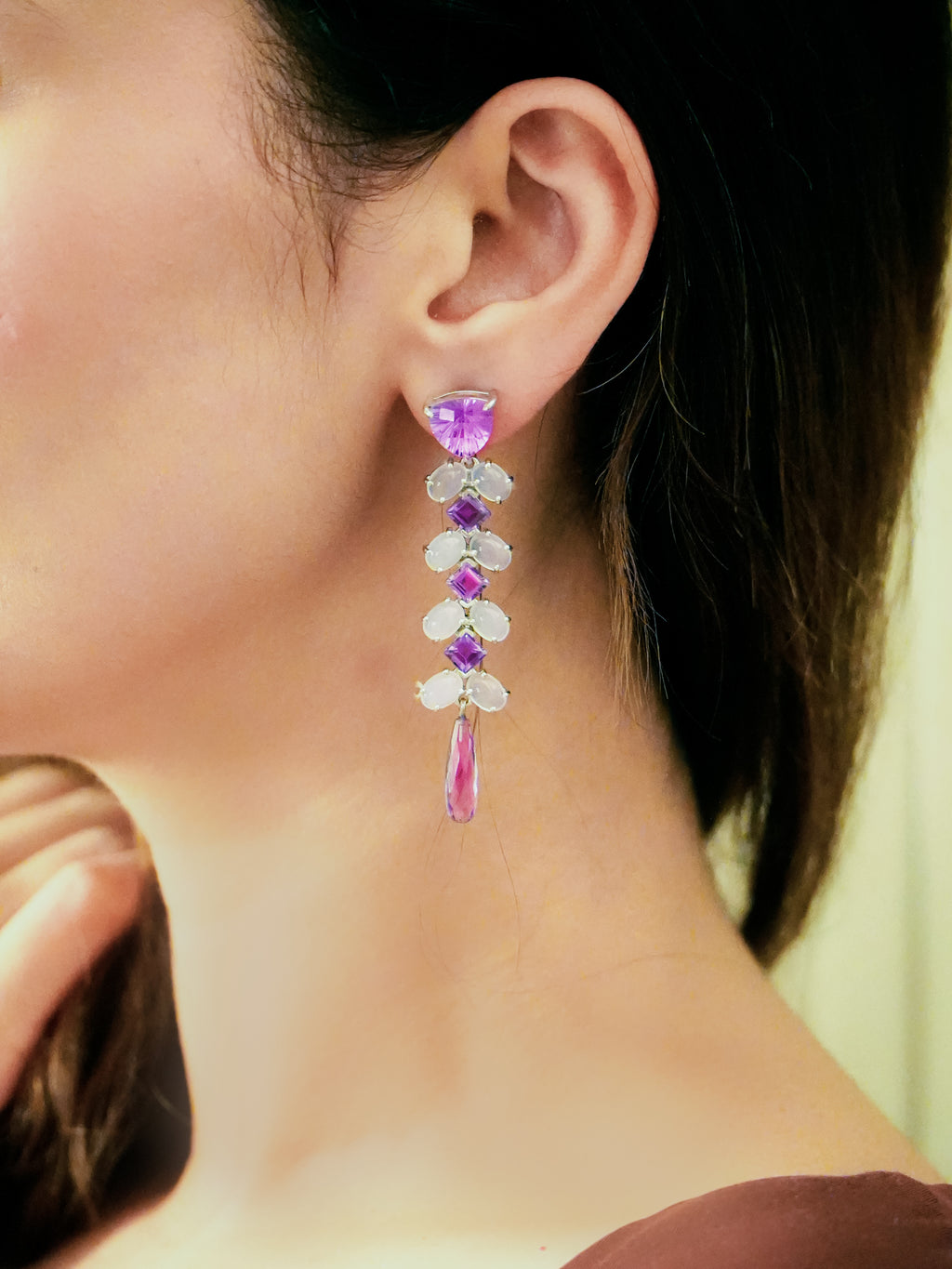 Cocktail Earrings in Chalcedony and Amethyst