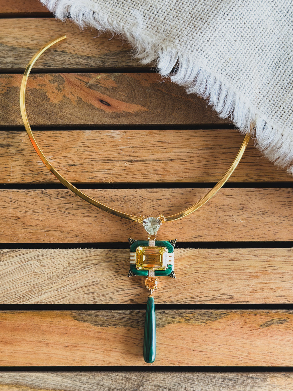 Enchanted Pendant in Malachite and Lemon Topaz