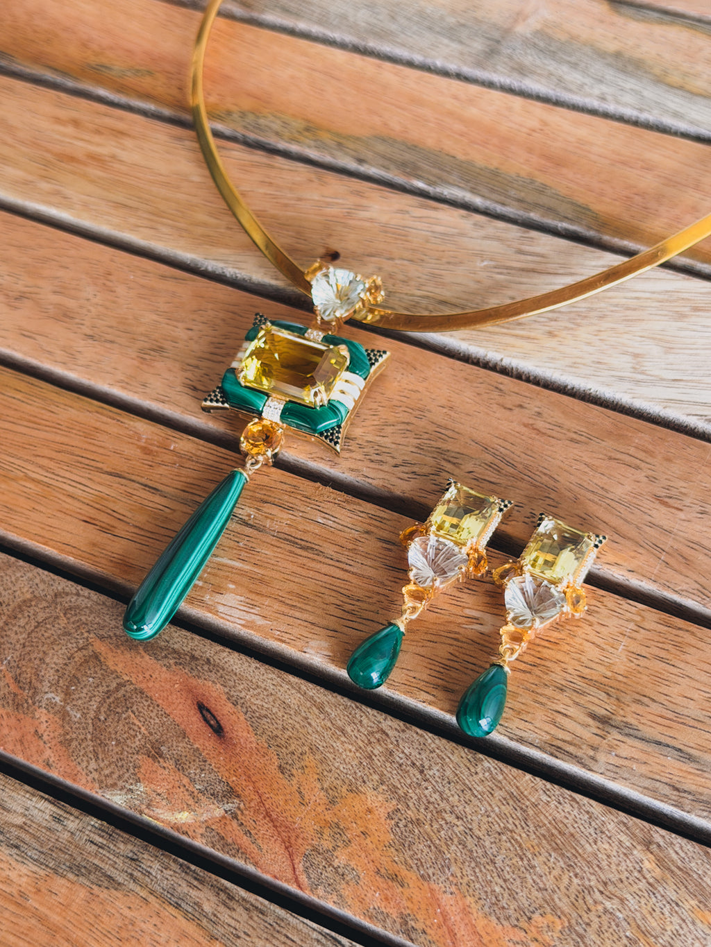 Enchanted Pendant in Malachite and Lemon Topaz